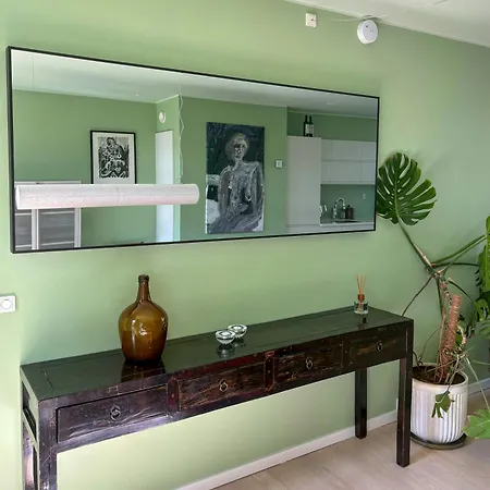 With Design Classics In Sydhavn Apartament *