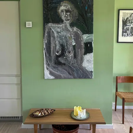 Apartment With Design Classics In Sydhavn